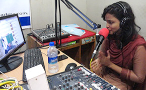 ラジオ放送で児童労働のリアルを伝える啓発活動を開始。